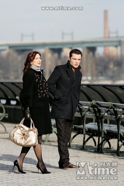 《<em>绯闻女孩</em>》兢兢业业 <em>街头</em>拍戏主演全阵容_海