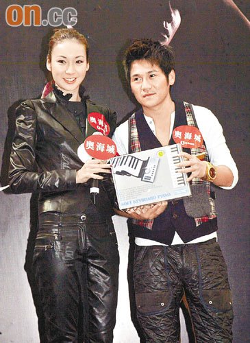 曹格明年二月澳门举行个唱 圣诞陪家人不去夜