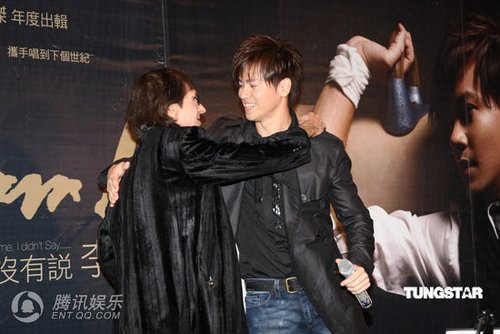 组图:李圣杰睽违两年再出击