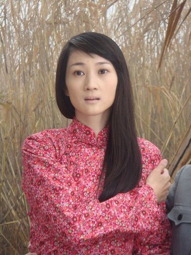 许还幻不惑女变神枪手 《地道站》造型首曝光