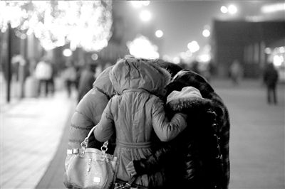 八级风带来十年最冷天_娱乐新闻