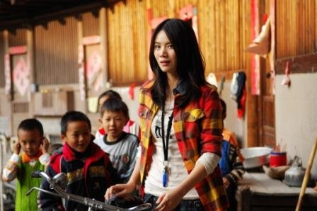 <em>曹曦文</em>《<em>女儿</em>之谜》回归自我 寻野鸭子本质_