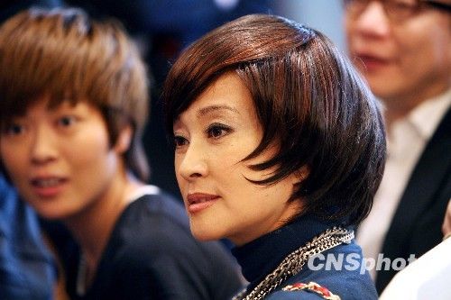 刘晓庆被整容案 5万元和解