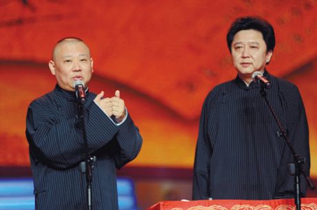 赵本山春晚小品 爆笑 25 次  小沈阳哭声震全场_娱