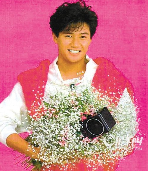 近藤真彦秘密赴港祭拜:我仍忘不了梅艳芳!