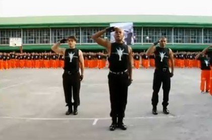 菲律宾囚犯模仿《就是这样》 致敬迈克尔杰克逊