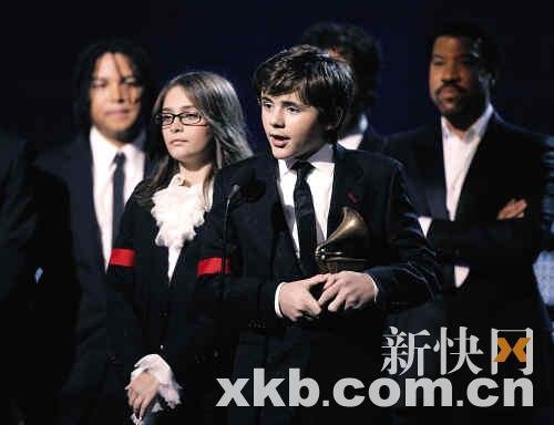 第52届格莱美奖昨揭晓 碧昂斯狂拿6奖一统江湖