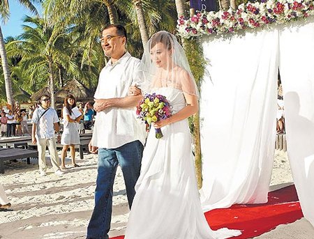 李宗盛回避再娶 梁静茹大婚似嫁女忍泪证婚(图)