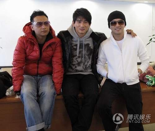 腾讯音乐大耳机：小虎队再相会，老经典提前听