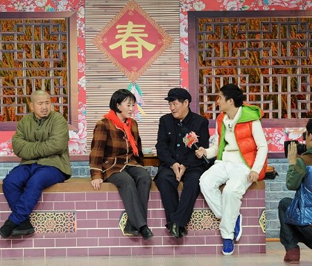 春晚彩排：小虎队火爆 赵本山小品不尽人意大删