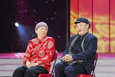 《捐助》植入1500万广告 经纪人称全归央视(图)