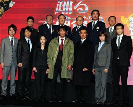 《跳跃大搜查线》新片发布 原班人马齐聚造势_娱乐_腾讯网