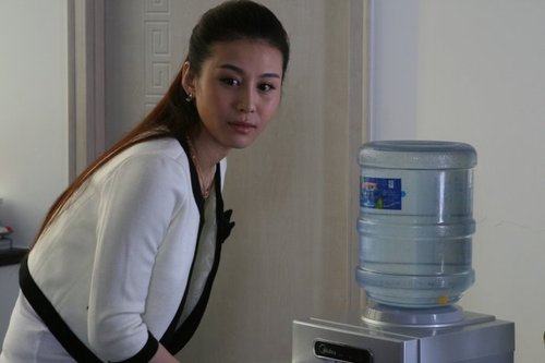 《爱的方向盘》北京热拍 王丽云张宁益情如母女