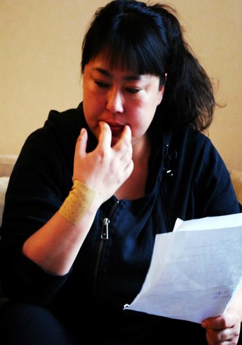 李菁菁主演《我的三个母亲》 将泼辣进行到底