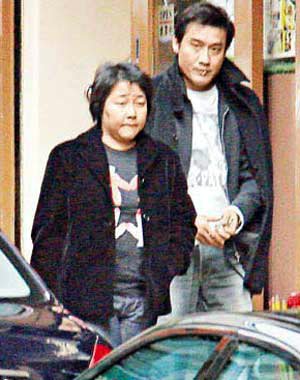 梁家辉与妻子江嘉年