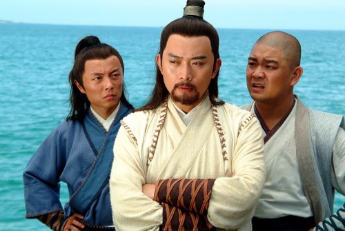 《怒海雄心》热播 黄海冰分饰三角成木炭