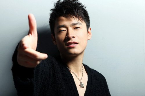 新晋小生于清斌最新写真 释放花样型男独特魅