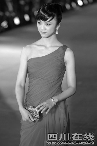 香港电影节今日开幕 历数汤唯红毯着装【图】