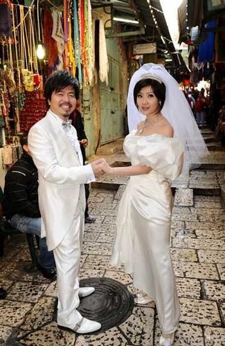 黄国伦寇乃馨承认结婚 婚纱照首次曝光