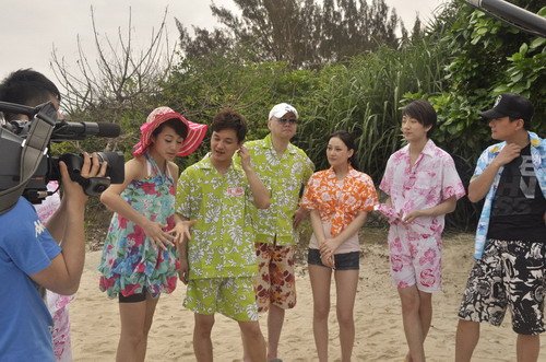 张馨予录《勇往直前》跳海 与曹颖抢夫