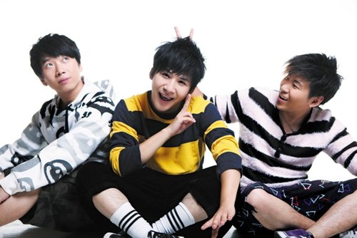 散花儿乐队出版绝版画传 娓娓道来“花样十年”