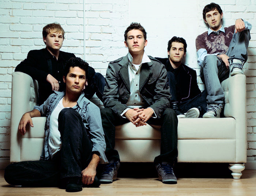 欧美乐坛变迁 新老两代男孩偶像团体