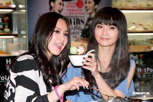 阿sa出席活动强颜欢笑 爆料主谋竟是好友【图】