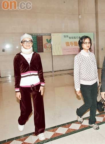 阿sa出身单亲家庭 sa妈甘当女儿贴心保姆【图】