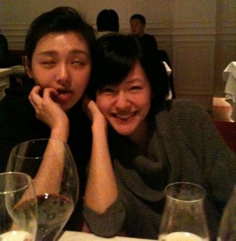 大s泪洒摄影棚 小s出卖其翻白眼素颜引大怒【图】