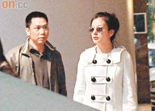 赵薇08年已婚 宝宝眼睛大赵母开腔：很健康【图】