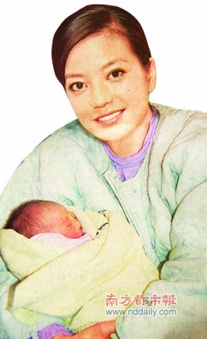 zhao wei, â€œmother and daughter photosâ€ to hong kong media design ...