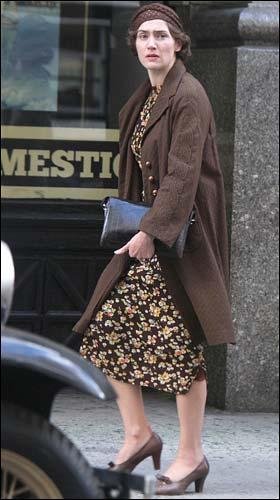 凯特·温斯莱特新剧《欲海情魔》忧心剧照曝光