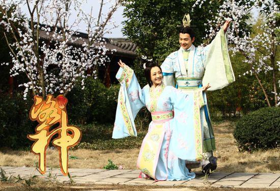 《新洛神《美人无泪《甄嬛传》腾讯娱乐讯 世事总无常,红尘多痴情