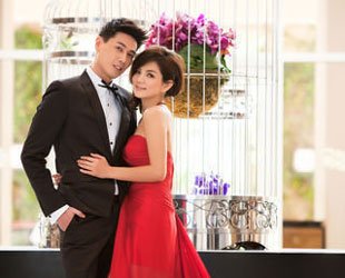 Ella与未婚夫婚纱照再曝光