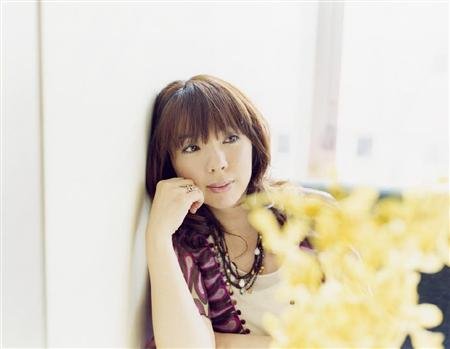 冈本真夜因世博会大热 精选碟推迟发行加入该