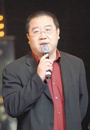 揭宋丹丹“三婚四恋” 与前夫各经历三次婚姻