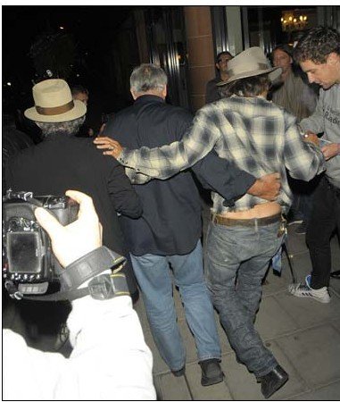 约翰尼·德普与滚石成员凯斯·理查兹夜晚小聚