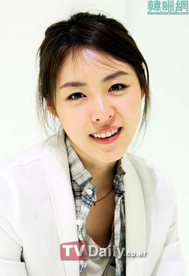 专访李妍熙：赞《天堂牧场》昌珉演技优秀