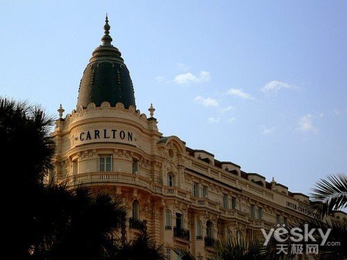  the second day of the Cannes: opening of the film festival of stars city-wide alert 