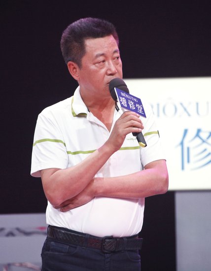 《北京青年》首播收视飘红 赵宝刚对青年有话说