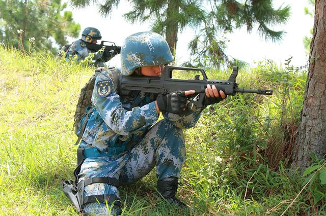 《超级女兵》孤岛危机 揭秘特种兵野外生存技巧