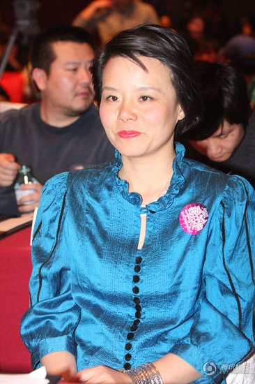 腾讯微博助力2011快乐女声 龚琳娜出任音乐指导