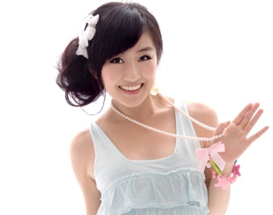 魔女希希发单曲《宝贝》 憧憬爱情惹心动