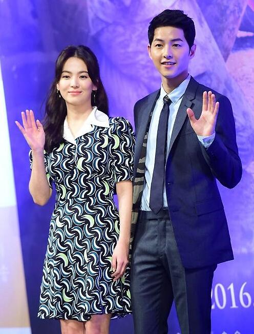 宋慧乔宋钟基新剧《太阳的后裔》开播收视夺冠