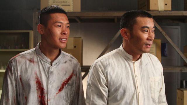 张莘荣《绝漠天啸》持大刀 再现草根英雄