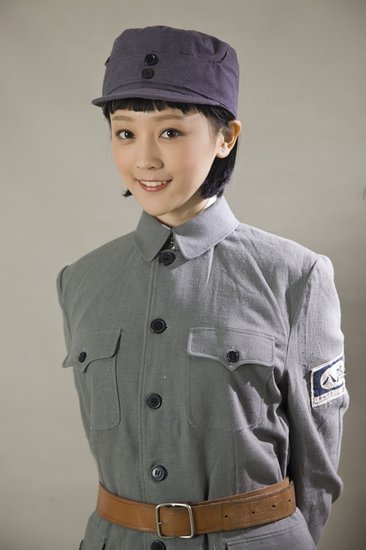 《狮子黑》横店开机 何花获封“最萌”女八路