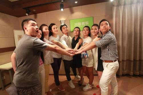 《晴朗会回来》：京城潮人倾情援助潮汕灾区