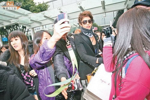 黄晓明Angelababy新戏激吻图片
