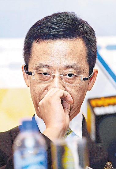 王维基斥发牌黑箱作业 四年心血一朝落空