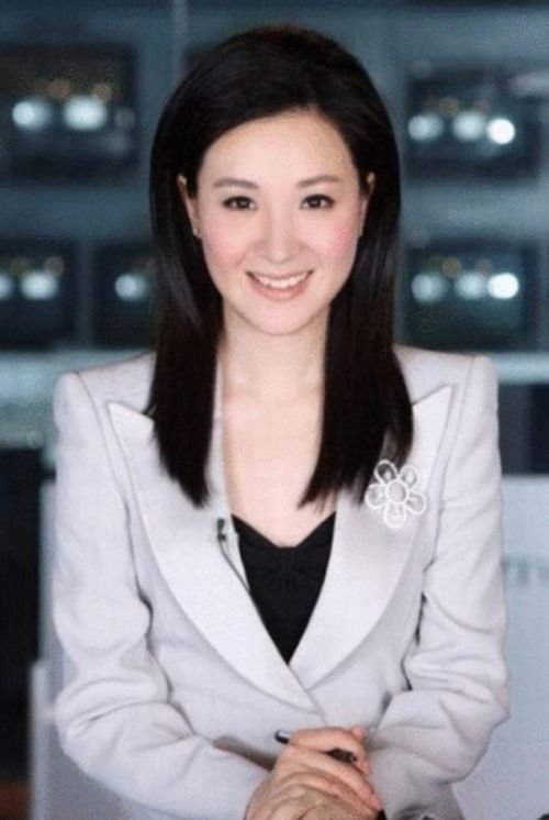 柳岩性感朱珠李蜜火辣 曝美女主播背景大比拼